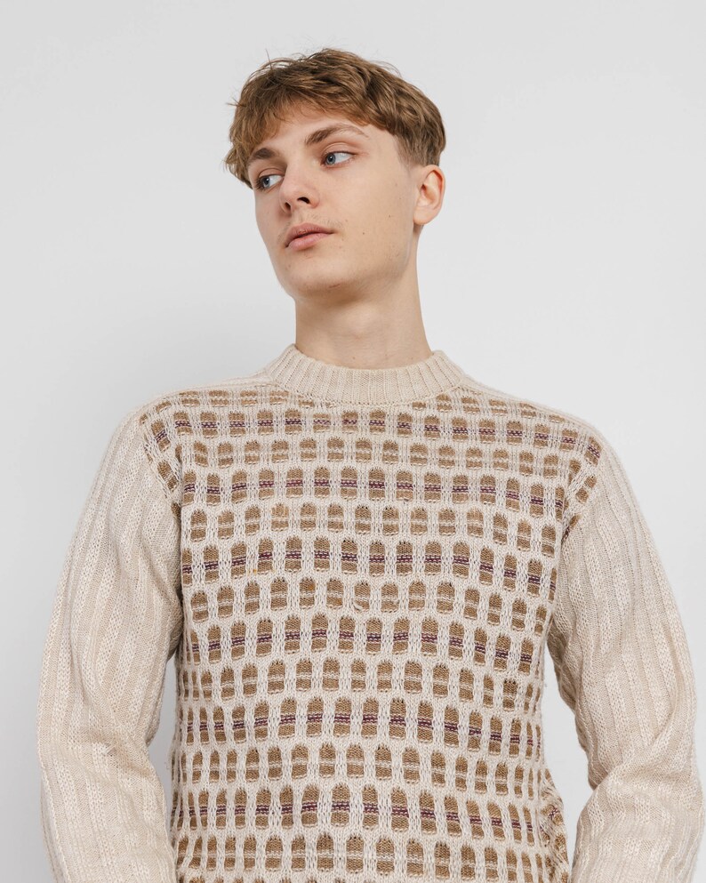Vintage 80s Abstract Pattern Roundneck Cream Men Jumper S