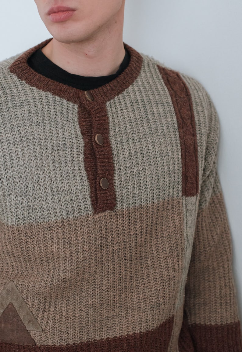 Vintage 80s Half Button Preppy Jumper in Brown Unisex L/XL