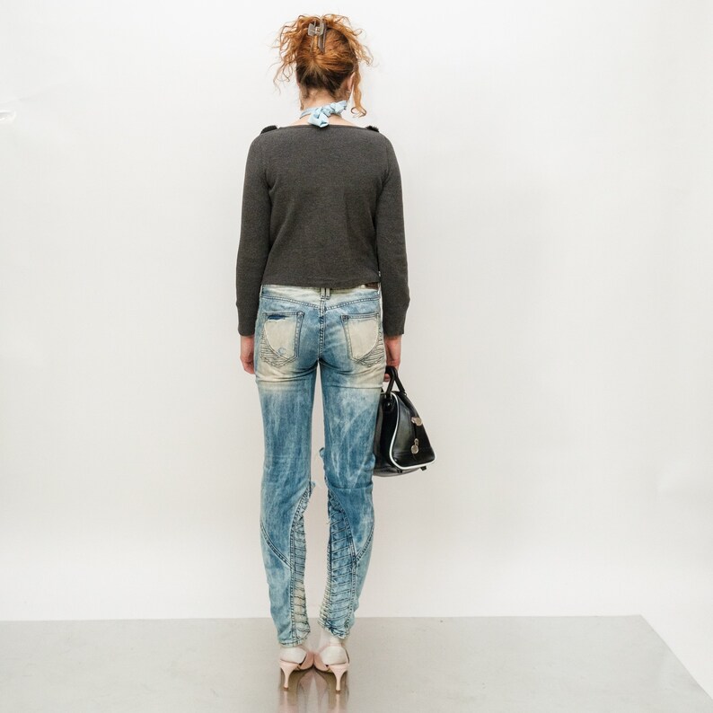 Vintage Y2K faux fur front zip-up jumper in grey & black