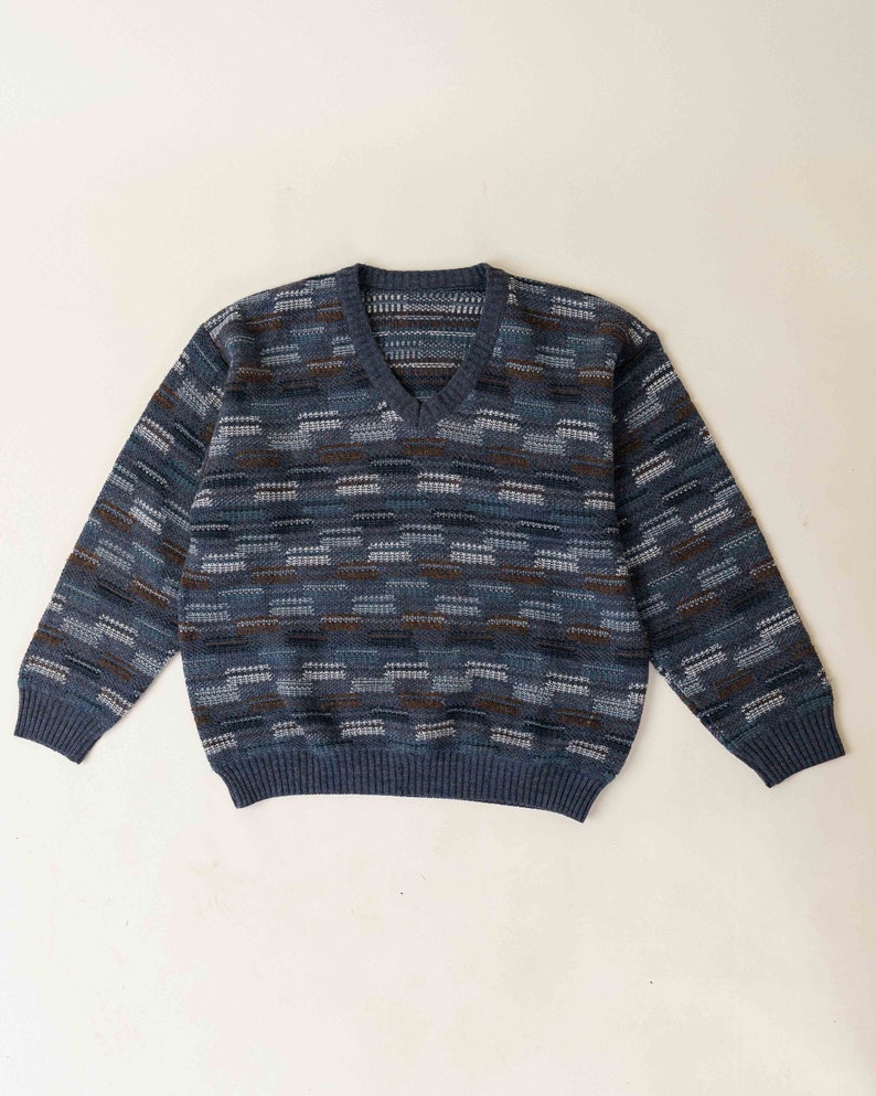 Vintage 80s Casual V Neck Striped Knit Wool Jumper Men M