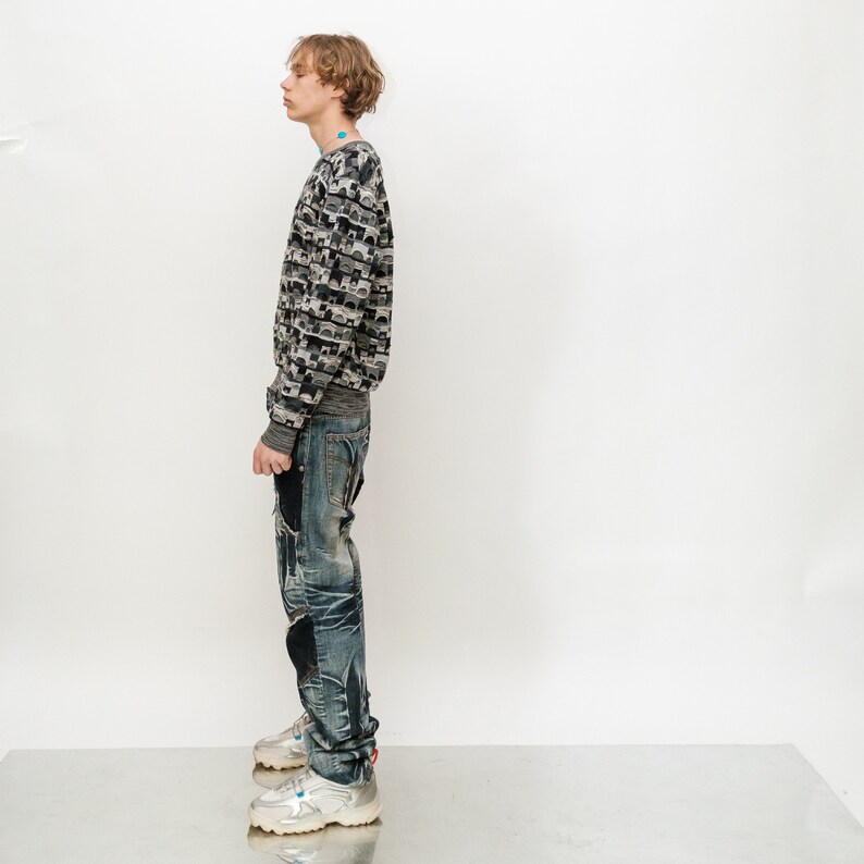 90s Vintage retro unique window jumper in grey tones