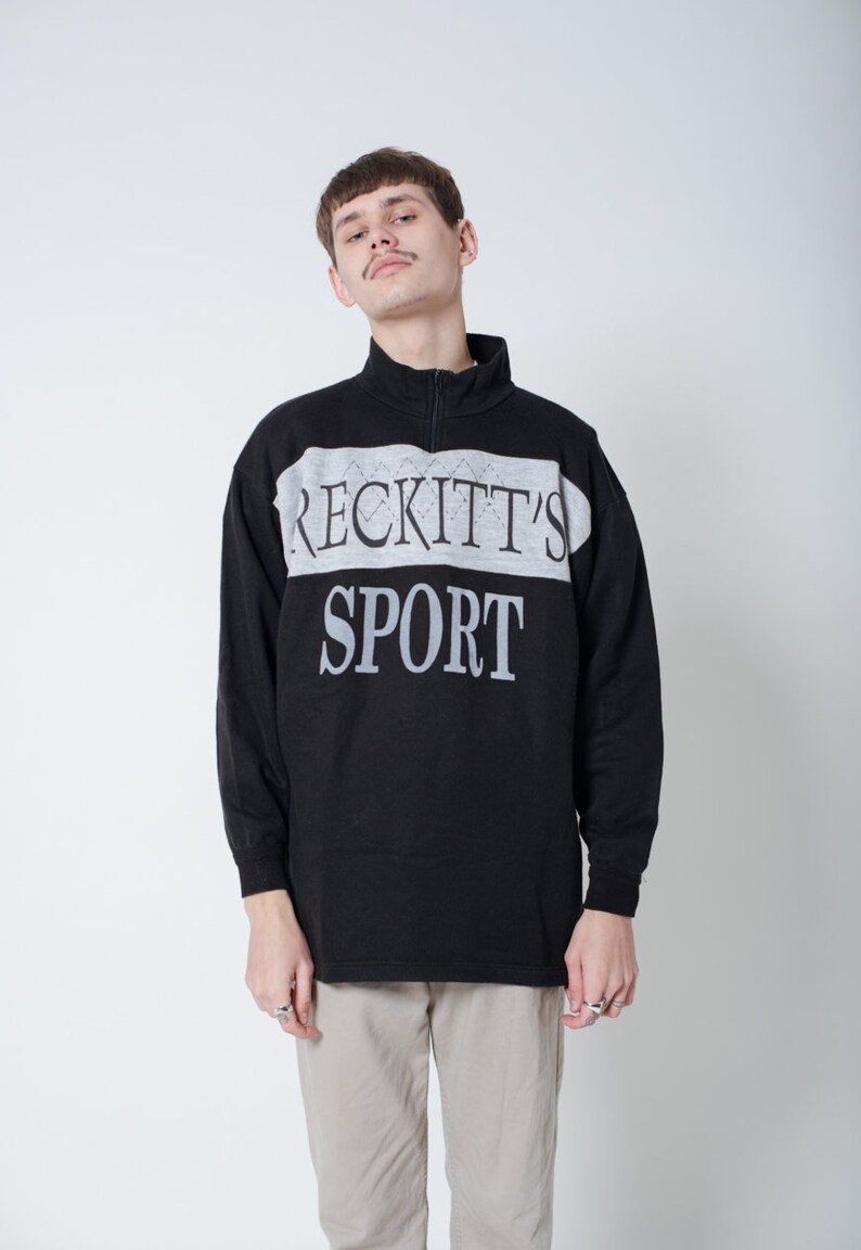 Vintage 90s Boxy Fit Half Zip Unisex Sweatshirt in Black M