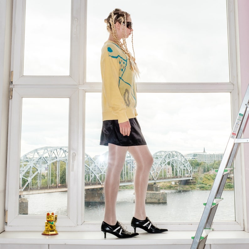 90s Vintage retro abstract print trendy jumper in yellow