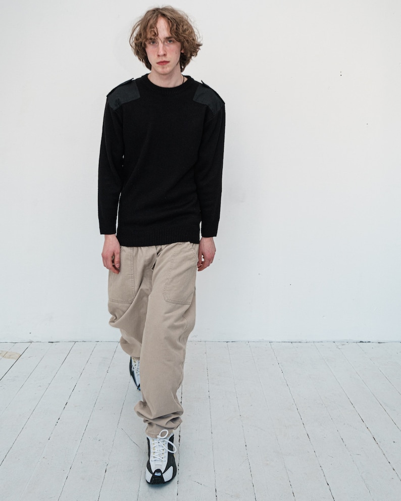 Y2K Vintage mysterious shoulder strap detail jumper in black