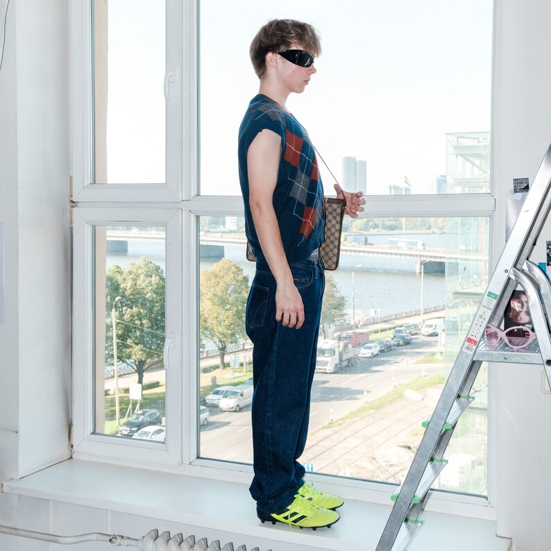 90s Vintage argyle pattern gilet in navy / red / grey