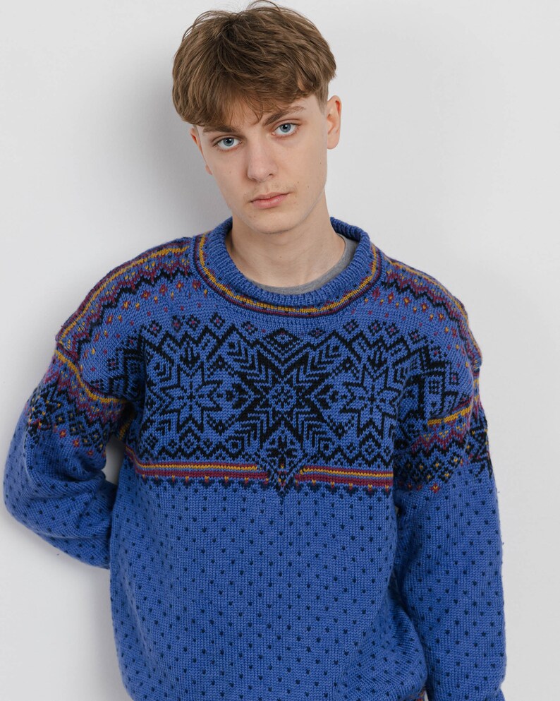 Vintage 80s Nortic Pattern Blue Knit Handmade Jumper Unisex