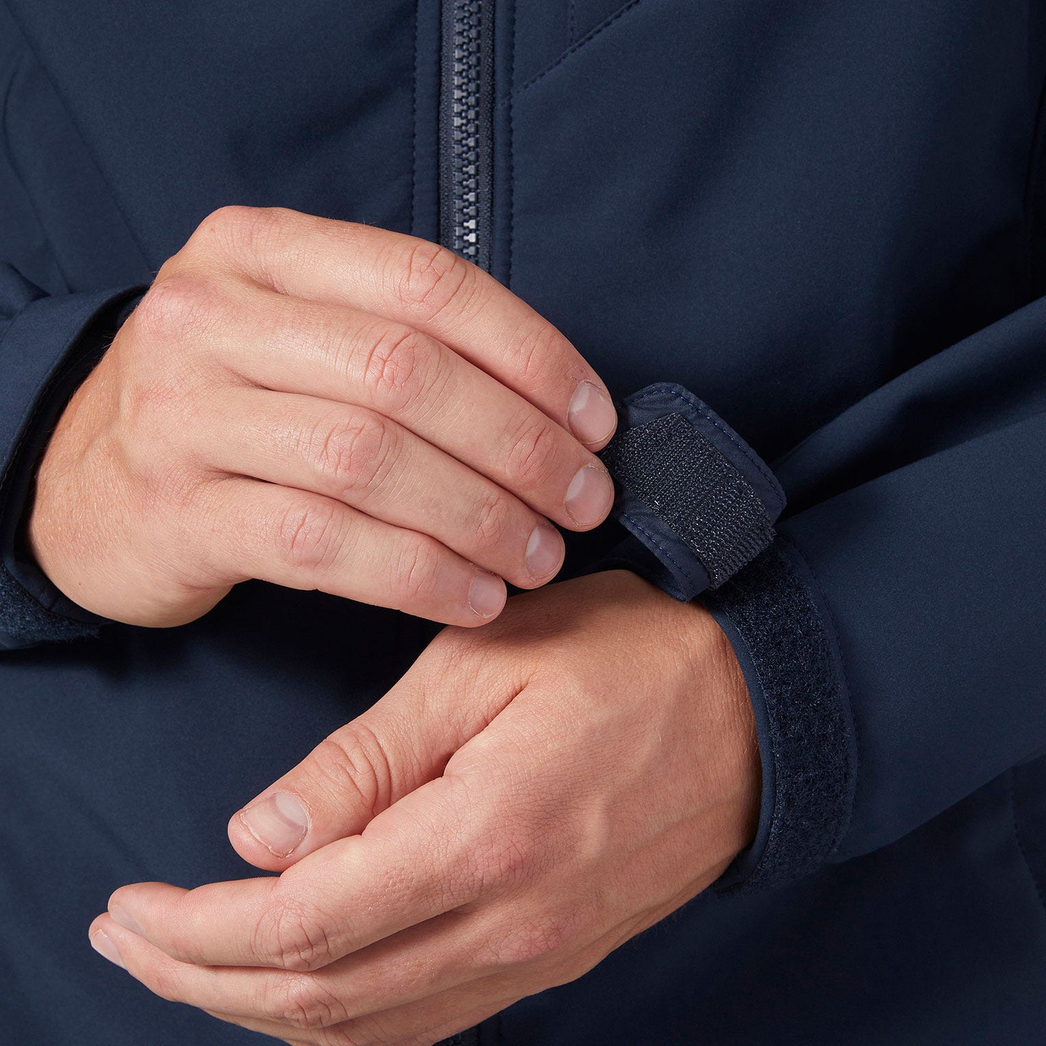MEN'S PARAMOUNT SOFTSHELL JACKET