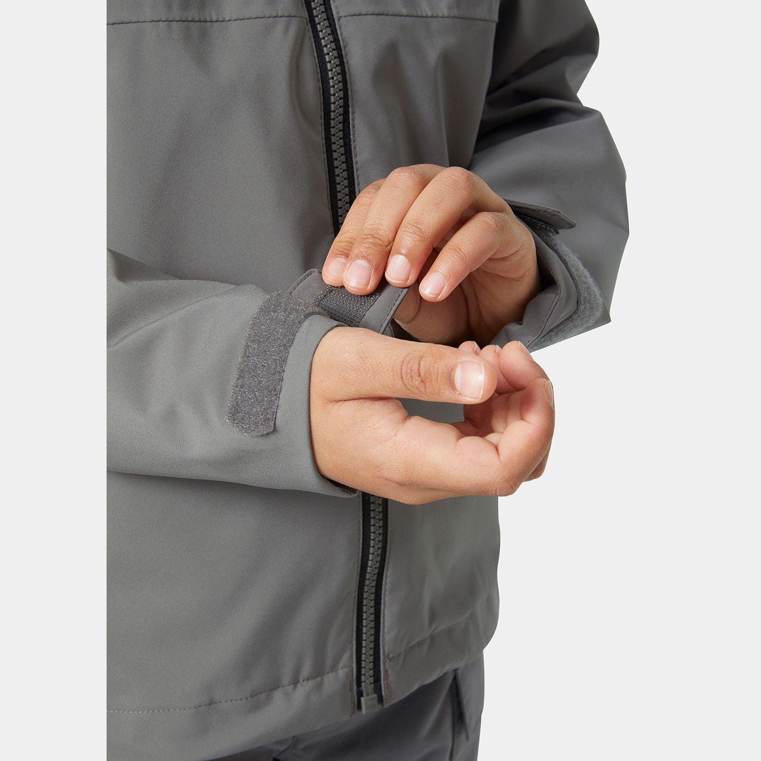 JUNIORS' RIGGING RAIN JACKET