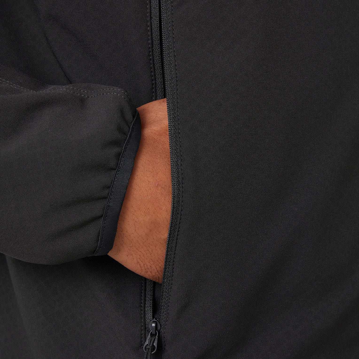MEN'S CASCADE SHIELD JACKET