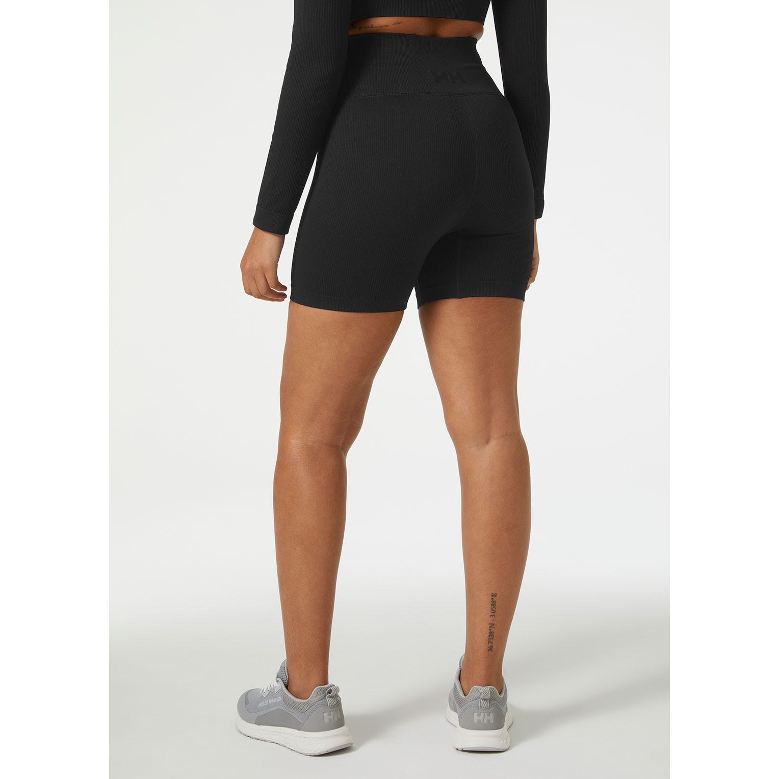 WOMEN'S ALLURE SEAMLESS BIKE SHORTS