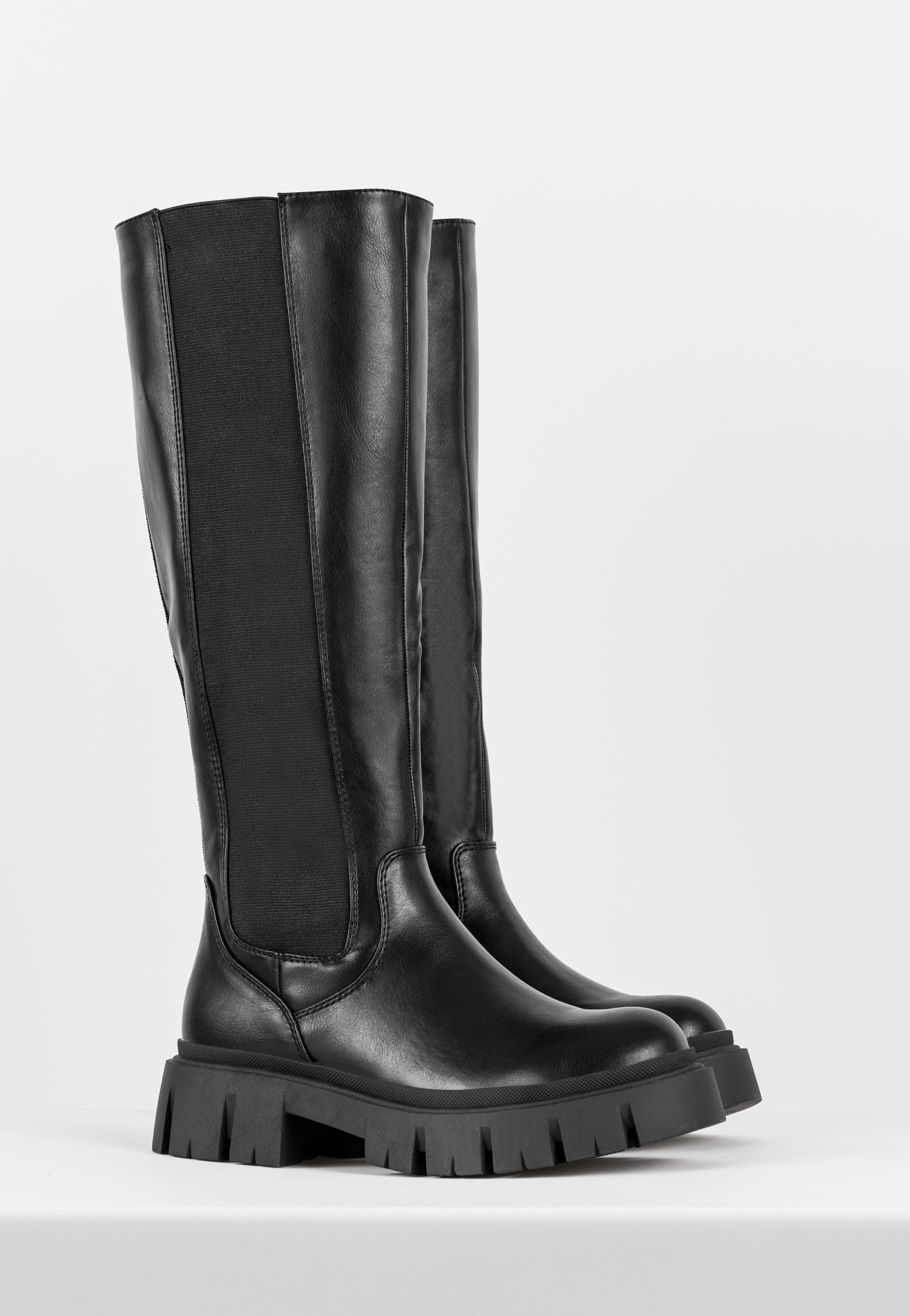 WJS czarne kozaki z elastyczną gumą na boku