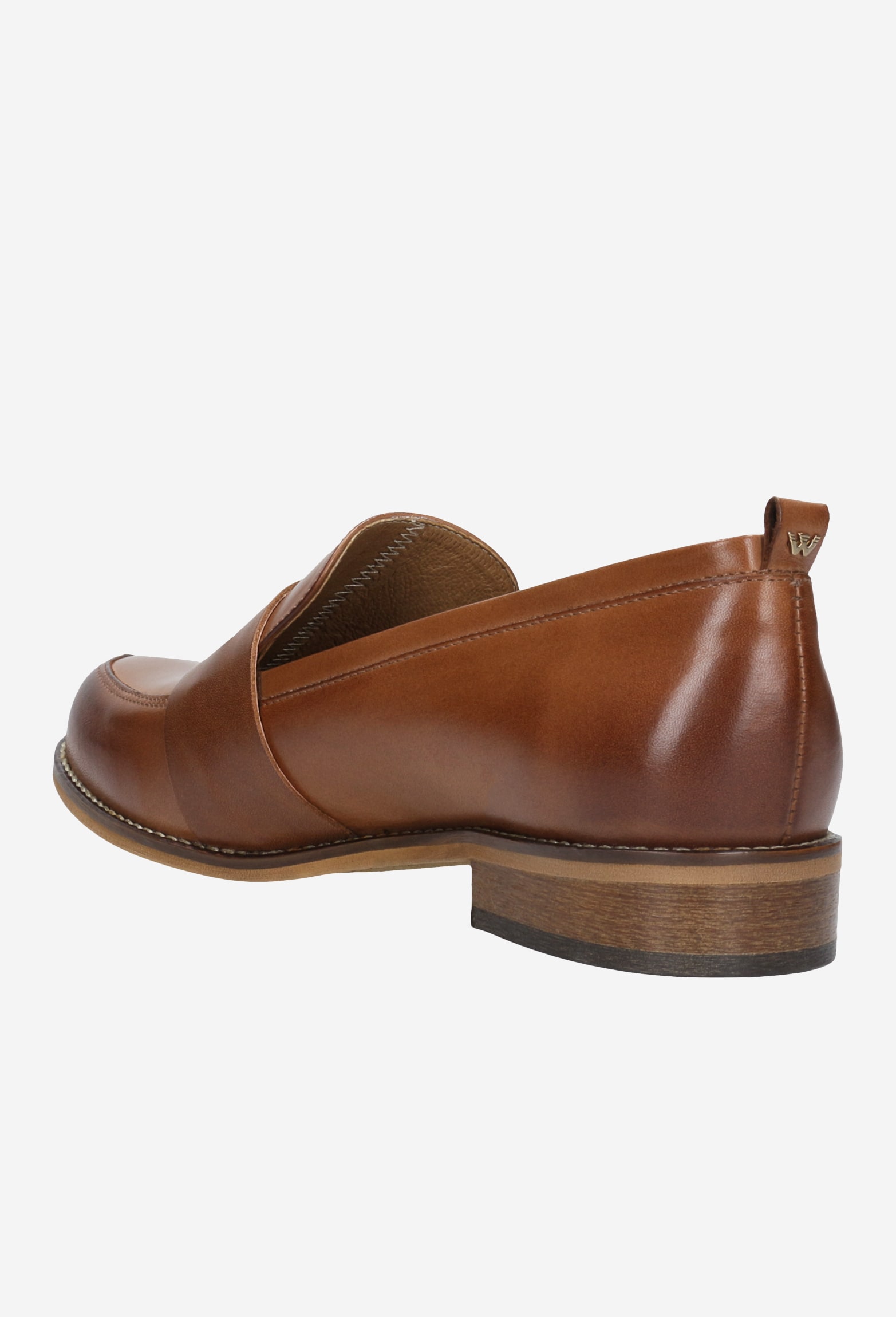 Jasnobrązowe mokasyny damskie ze skóry licowej