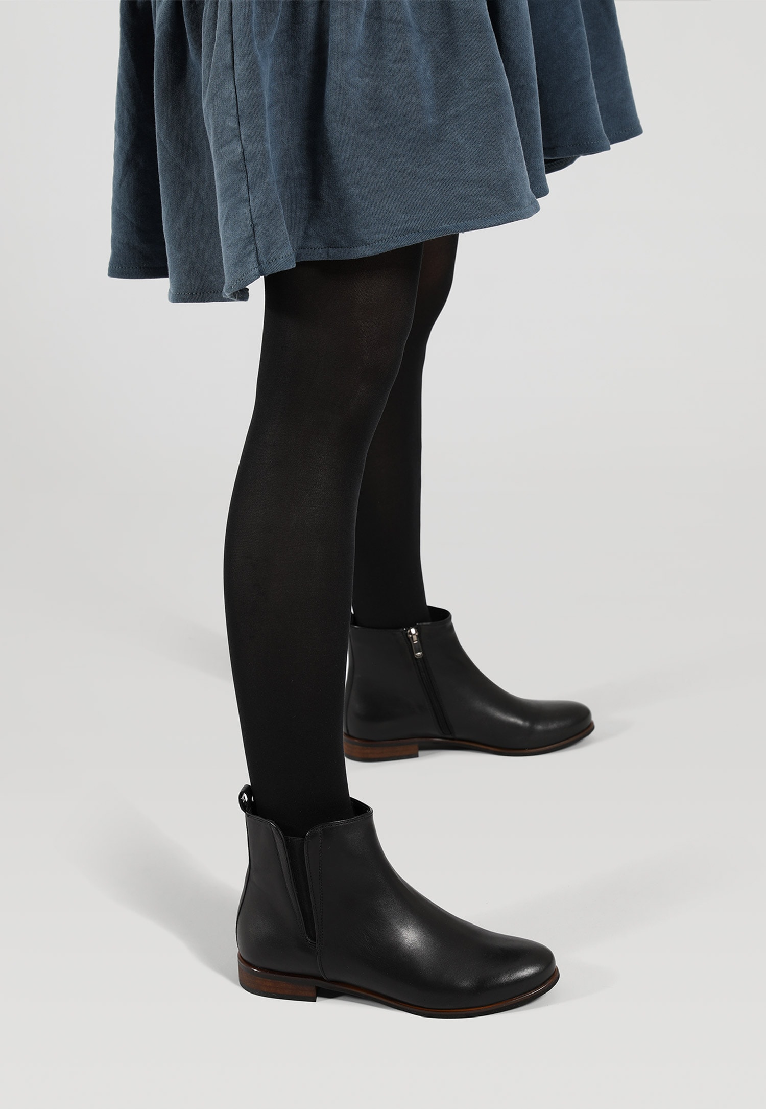 Czarne botki damskie zapinane na zamek