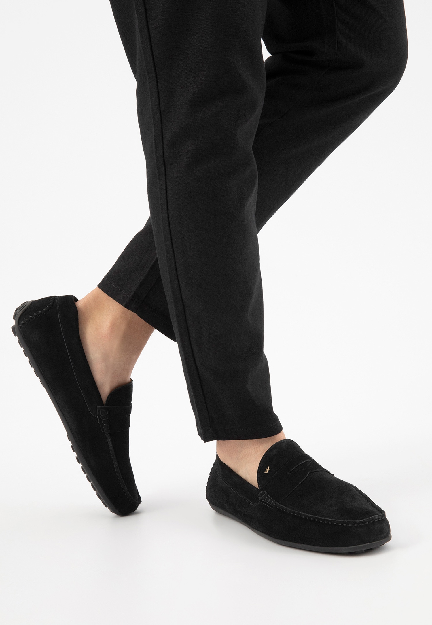 Popielate mokasyny męskie idealne na wiosnę