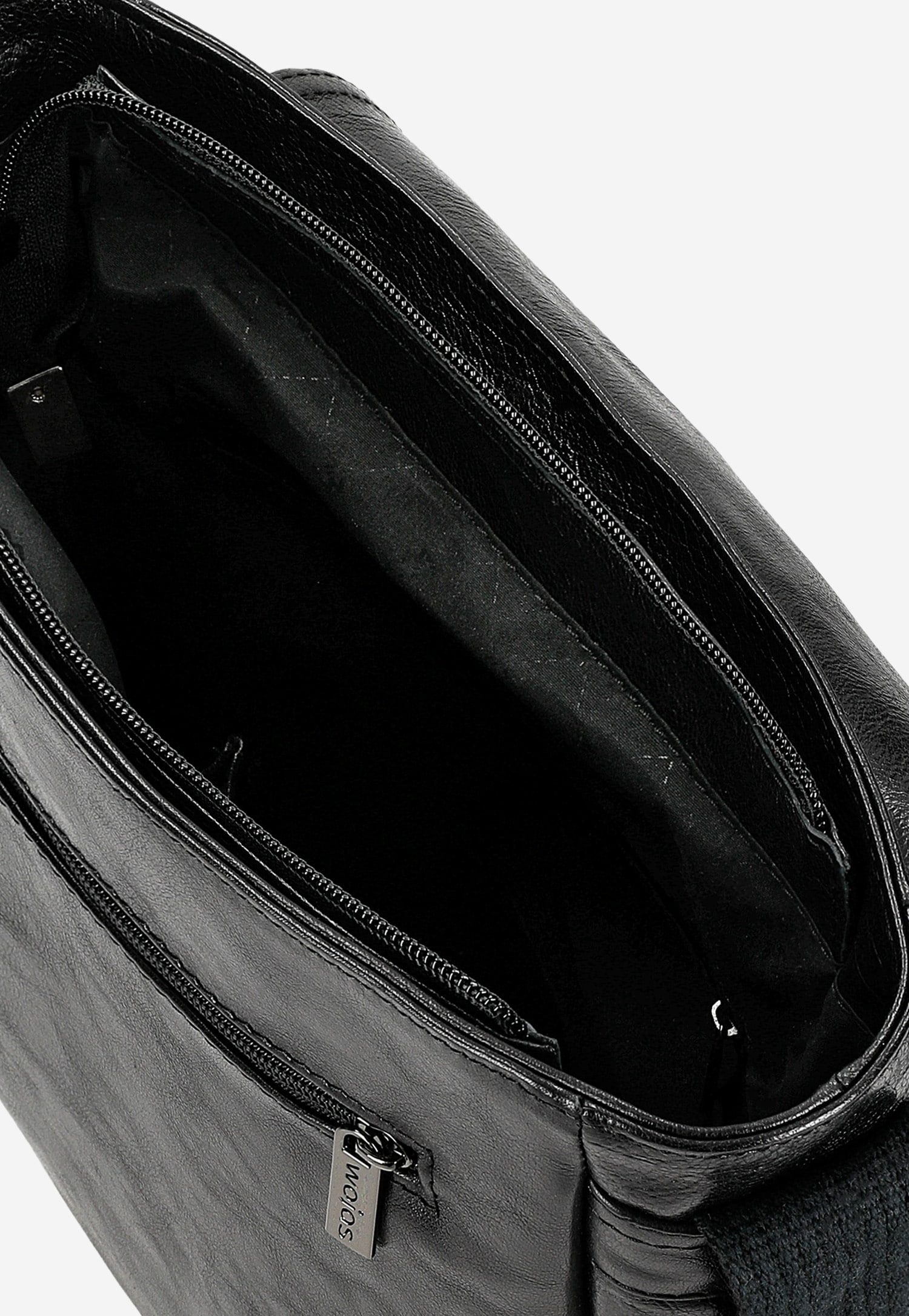 Czarna torba męska na ramię ze skóry licowej