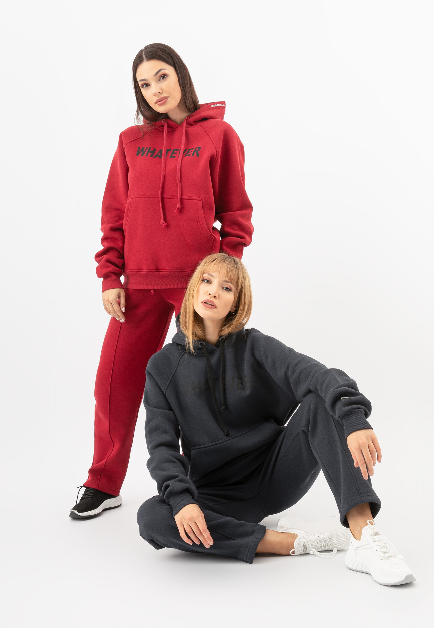 RELAKS czerwona bluza damska z czarnym napisem