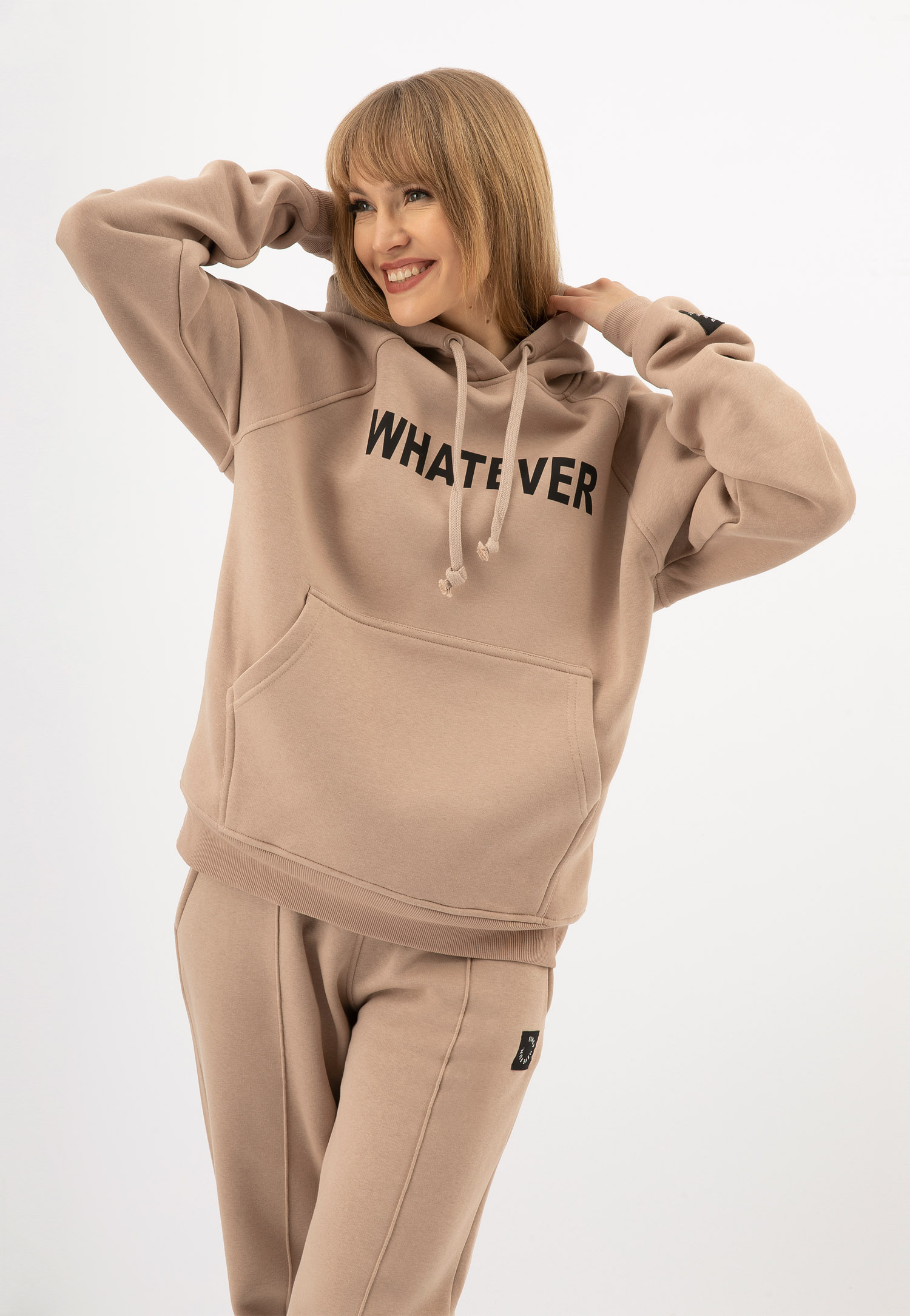 RELAKS czerwona bluza damska z czarnym napisem