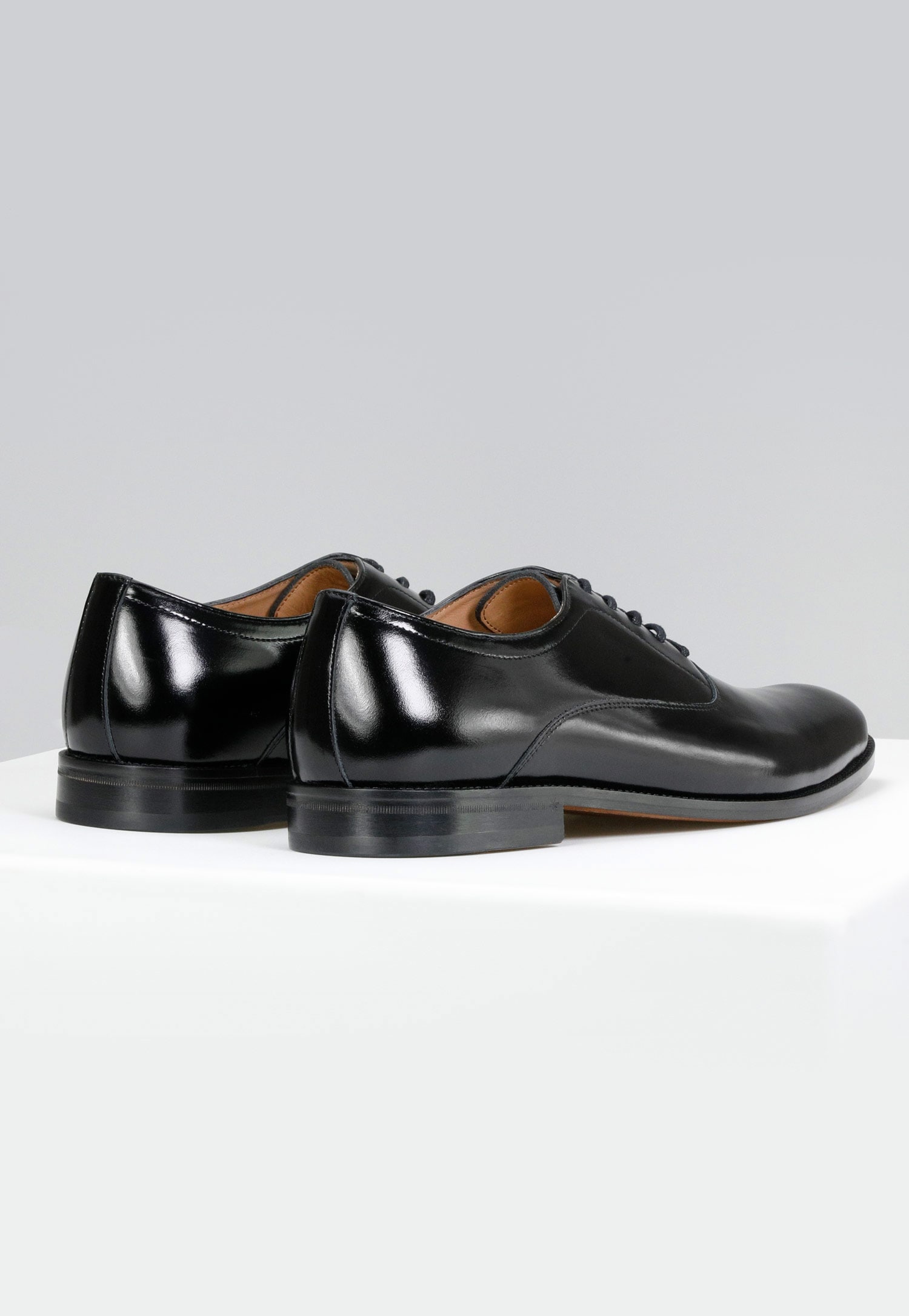 Wizytowe półbuty męskie w kolorze czarnym - linia PREMIUM