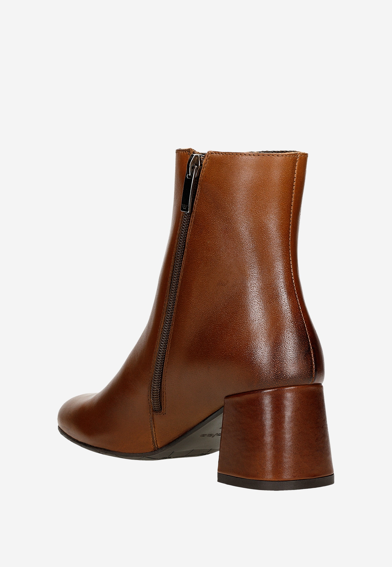 Brązowe botki damskie na grubym słupku