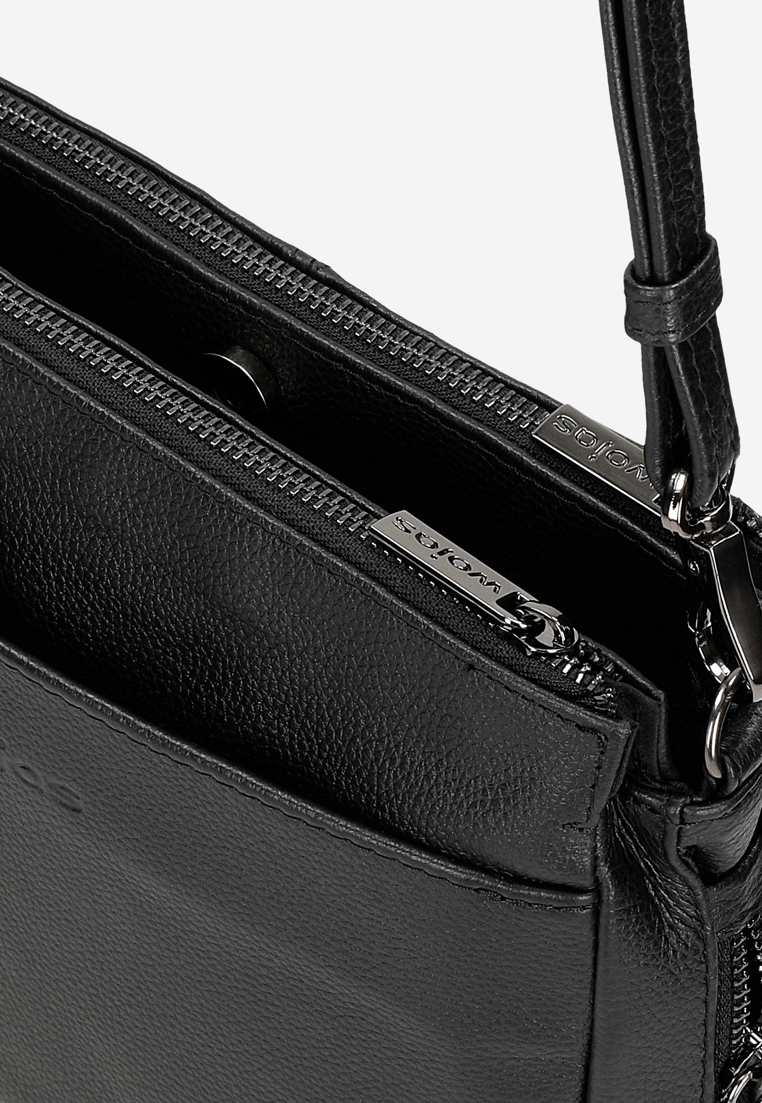 Czarna skórzana torebka damska