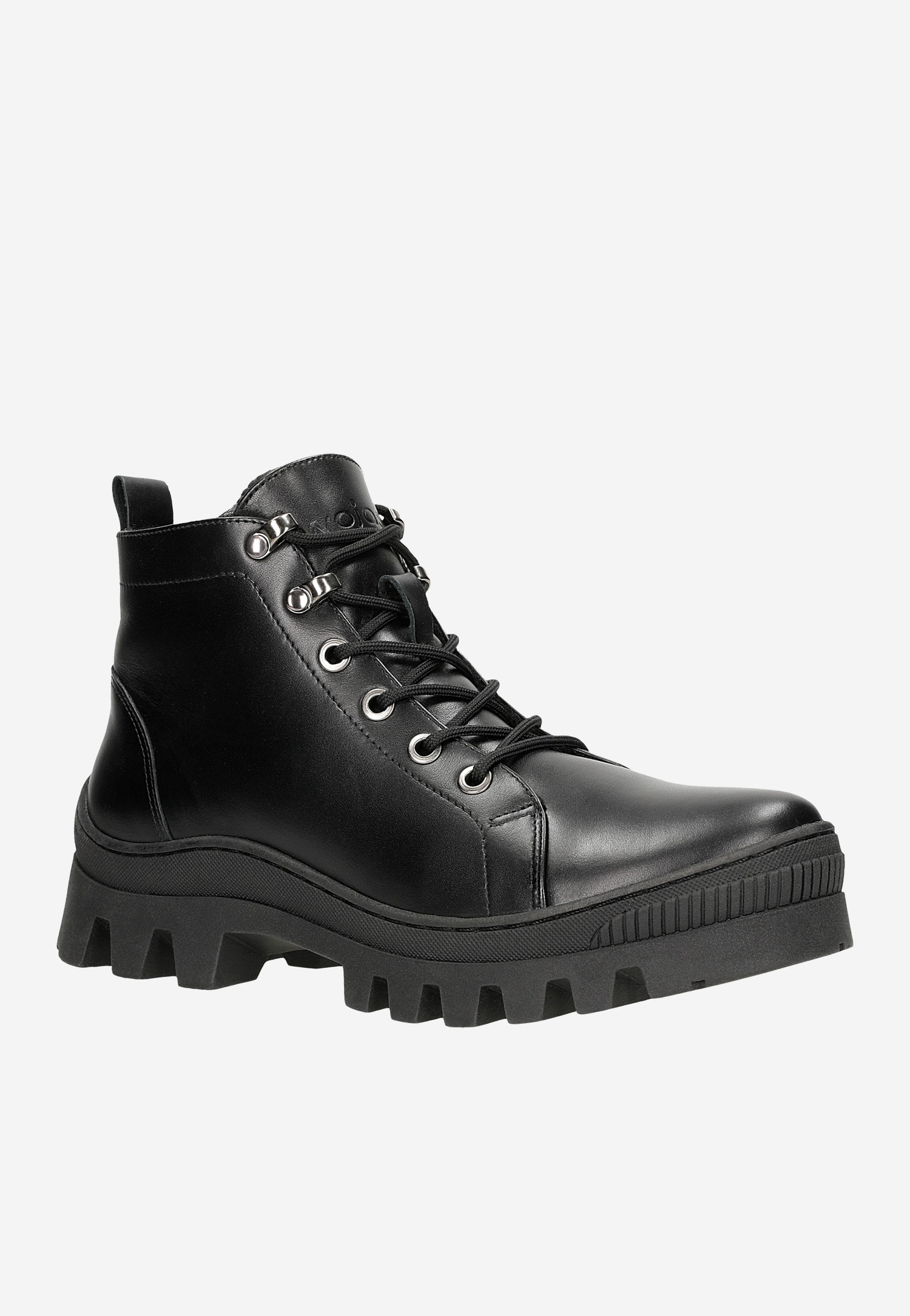 Czarne trzewiki damskie ze skóry licowej