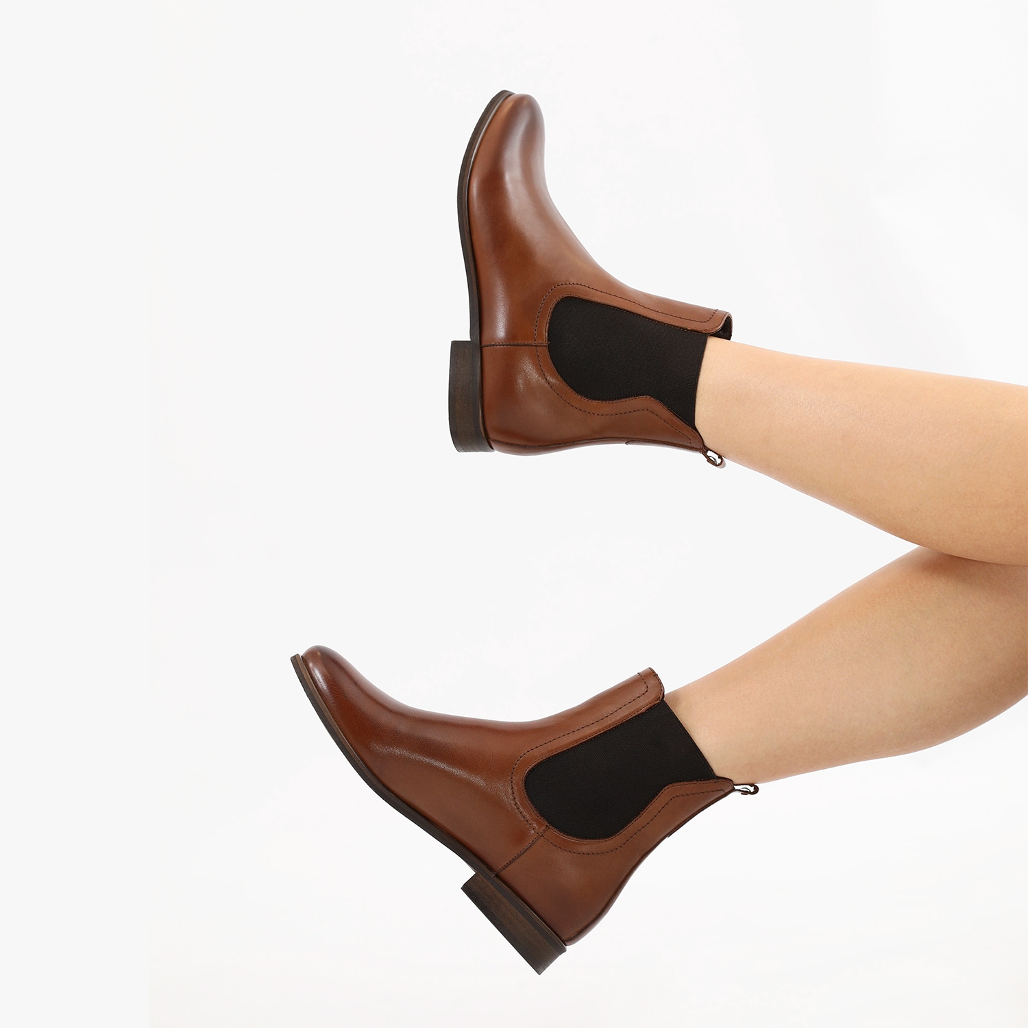 Czarne ocieplane sztyblety damskie z wysoką cholewką