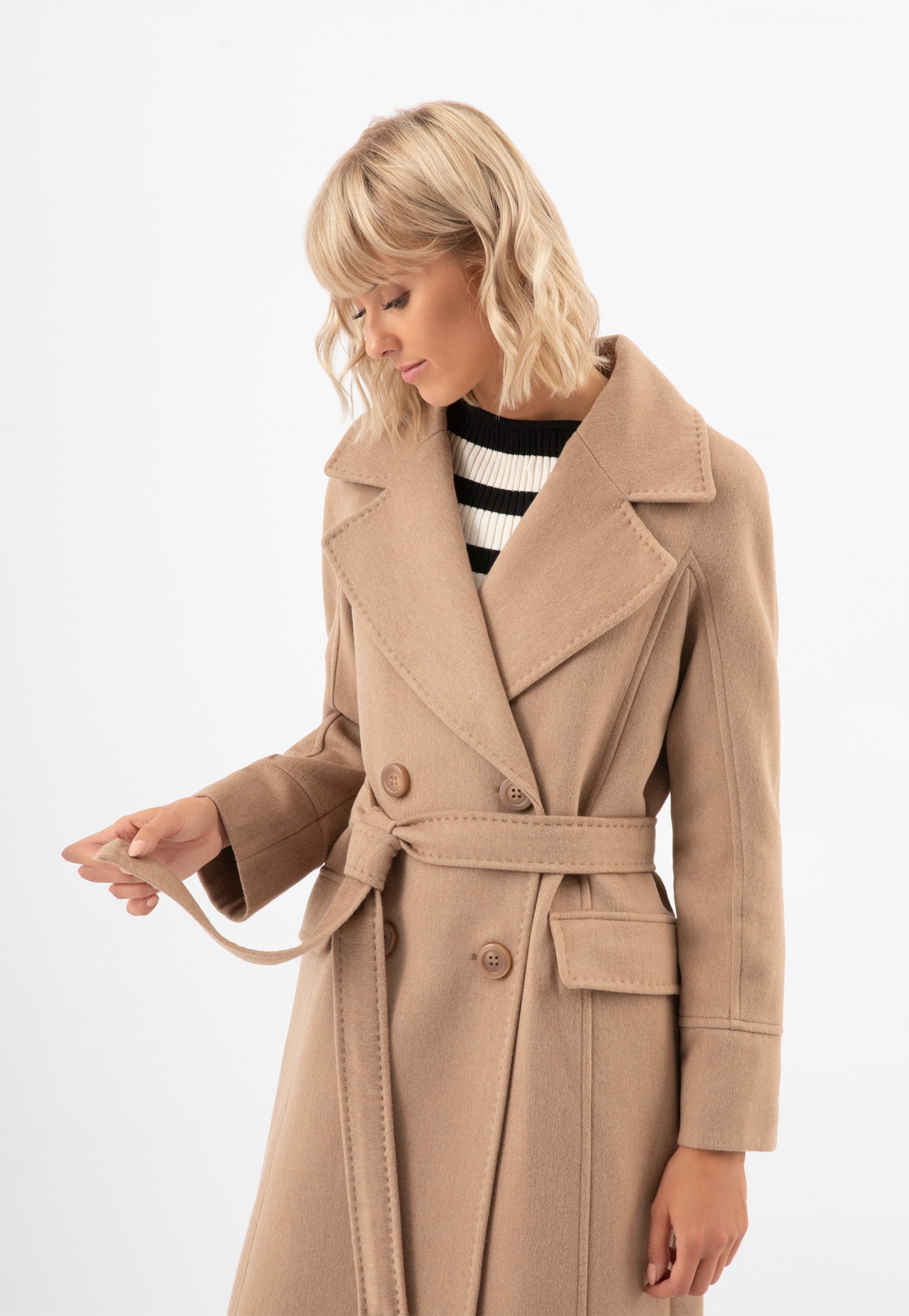 RELAKS ciepły beżowy płaszcz damski