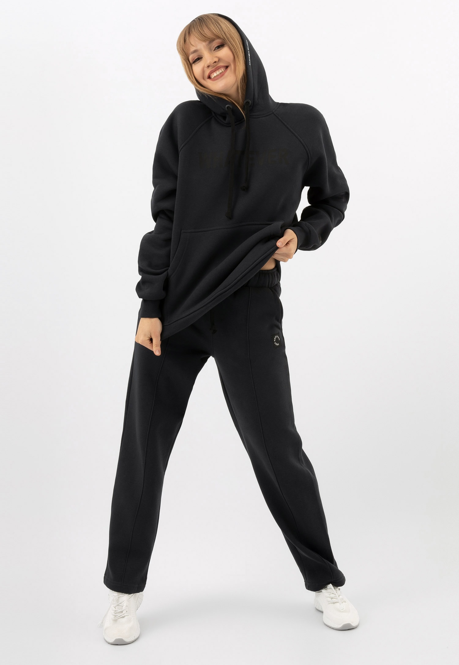 RELAKS czerwona bluza damska z czarnym napisem