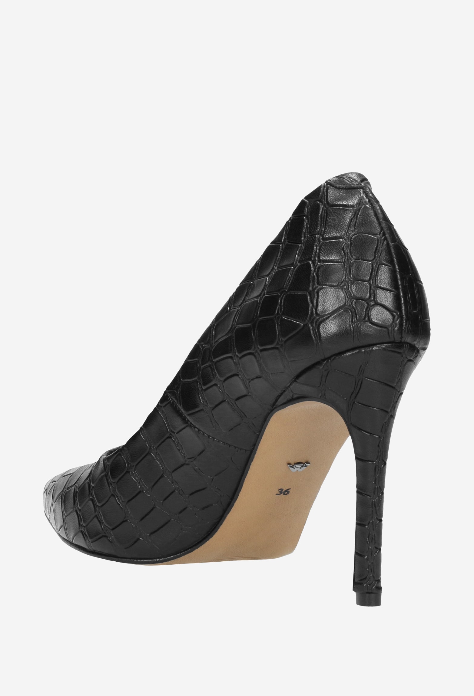 Czarne czółenka z fakturą skóry krokodyla