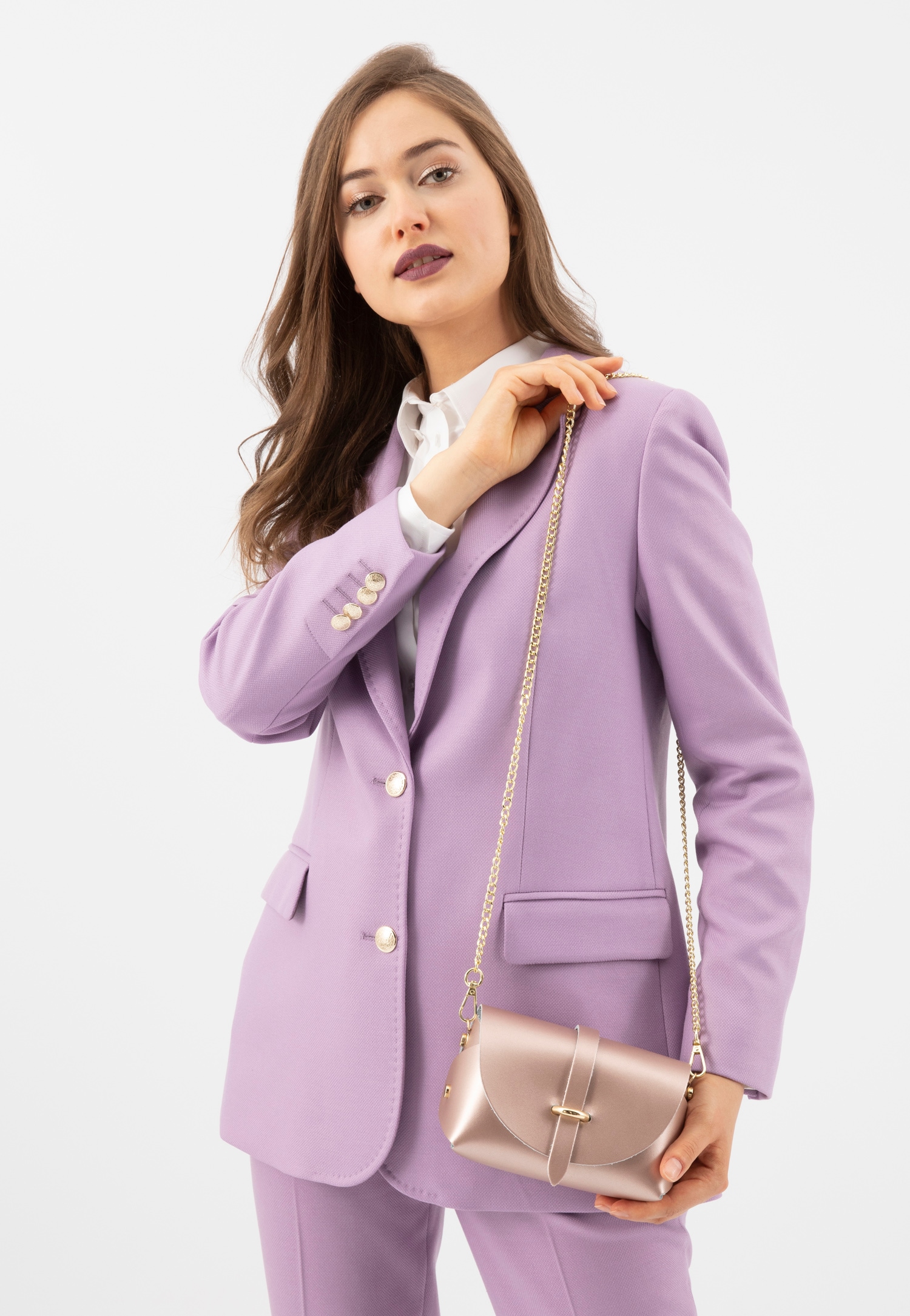 Mała czerwona torebka damska na łańcuszku