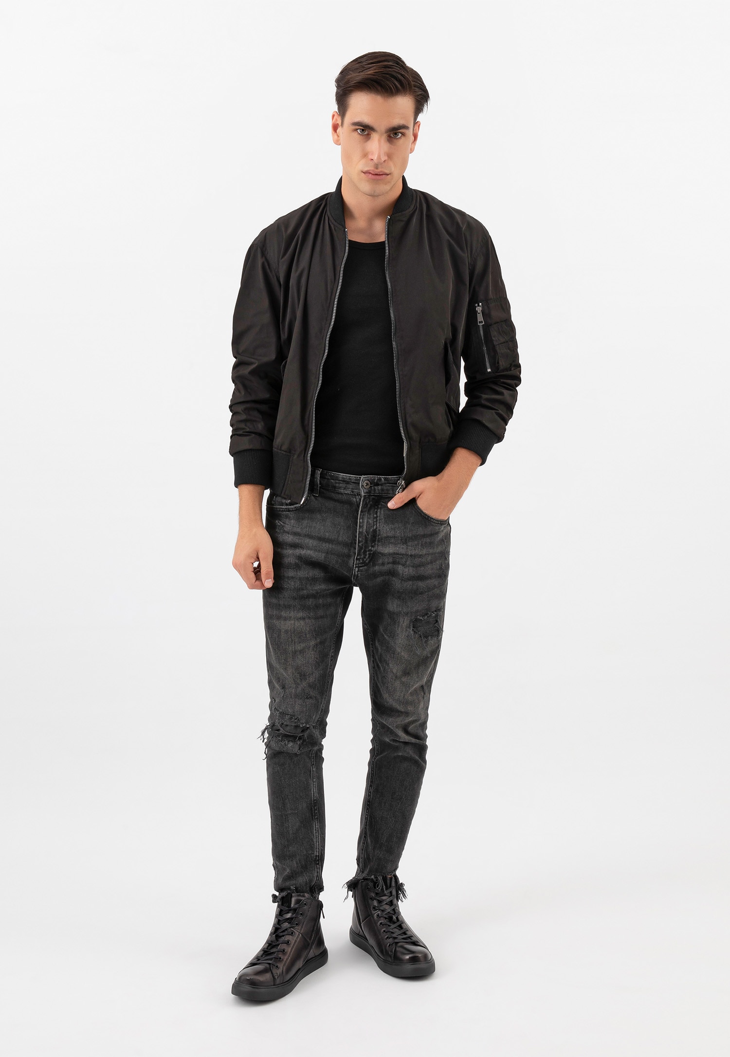 Czarne trampki męskie ze skóry licowej z nubukową wstawką