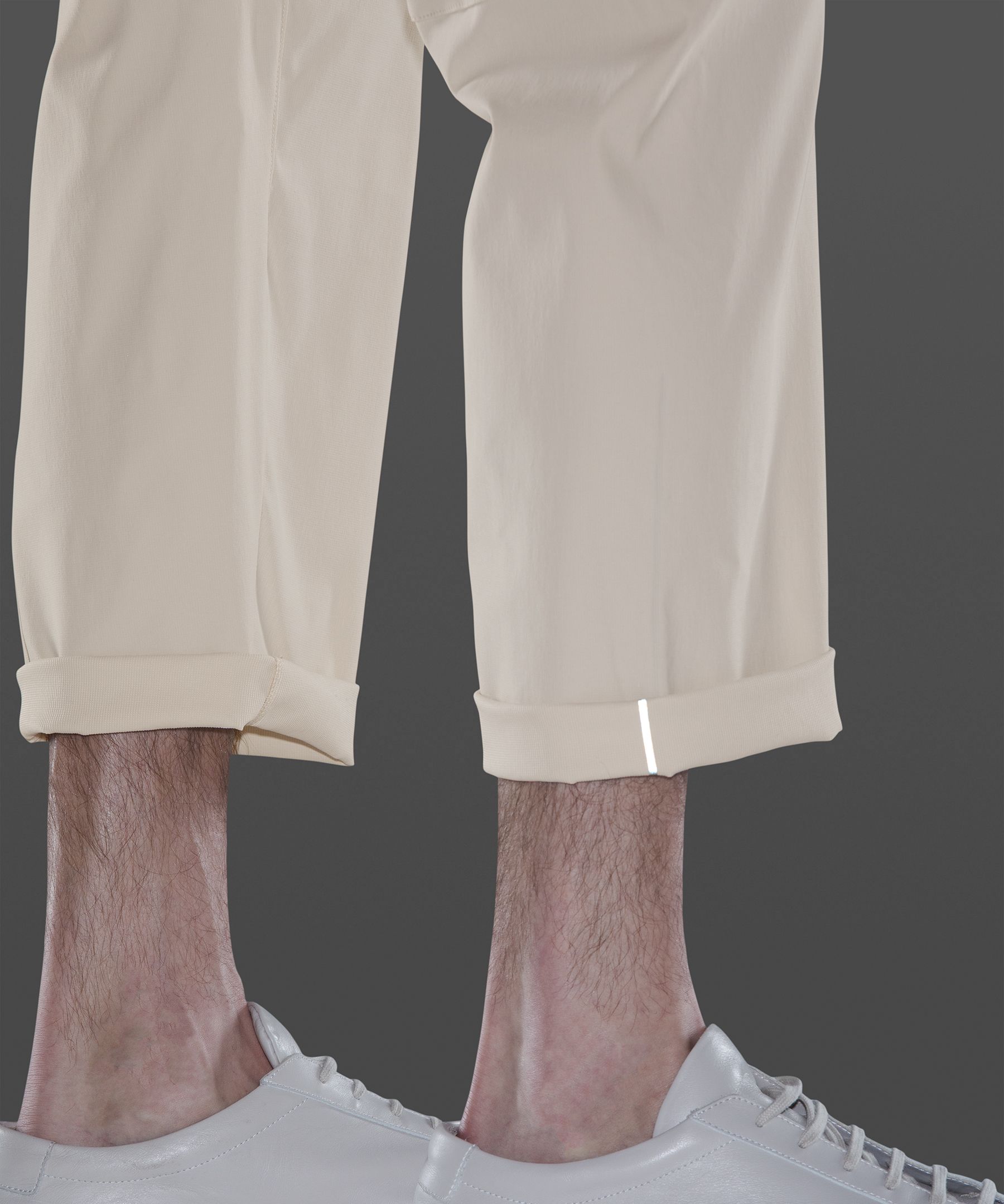 Relaxed Fit Belted Stretch Pant 29 Online Only