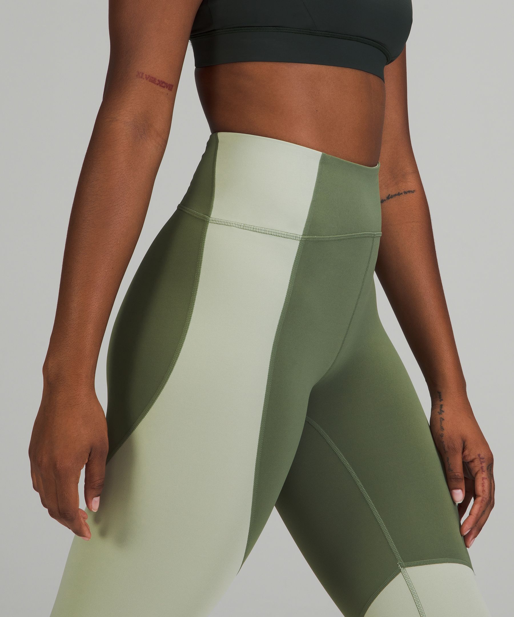 Nulu Colour Block High-Rise Crop 23
