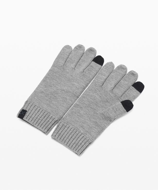 Cold Pursuit Knit Gloves