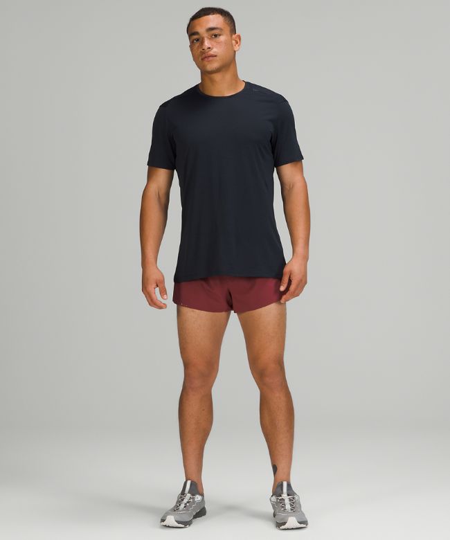 Fast and Free Reflective Short 3