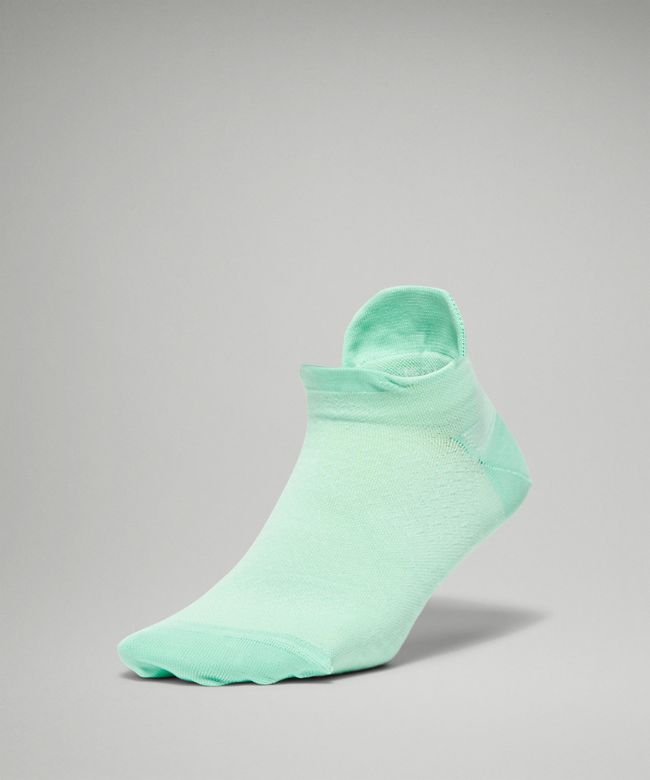 MicroPillow Tab Running Sock Light Cushioning
