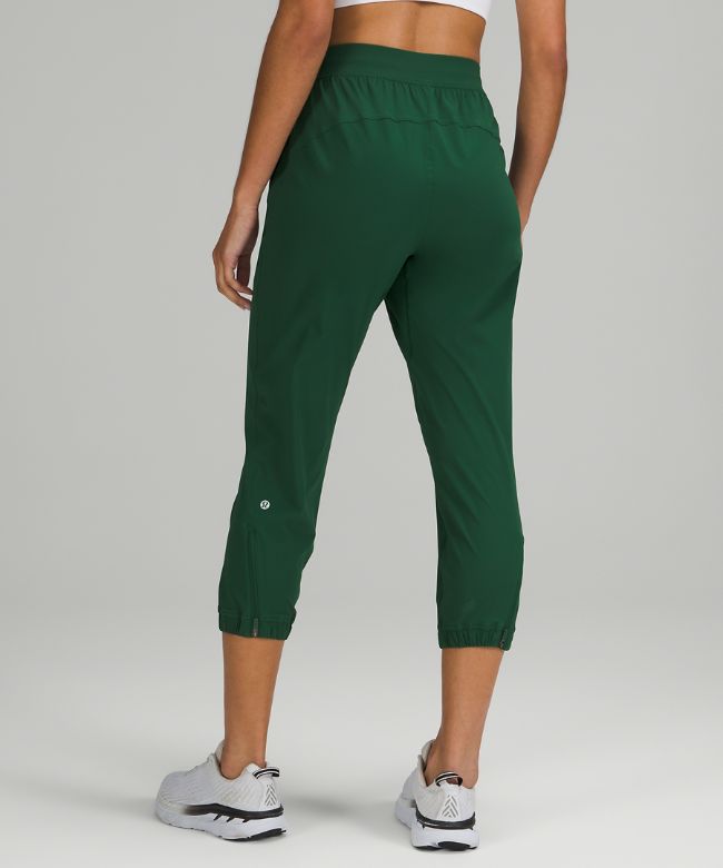 Adapted State High-Rise Jogger Crop