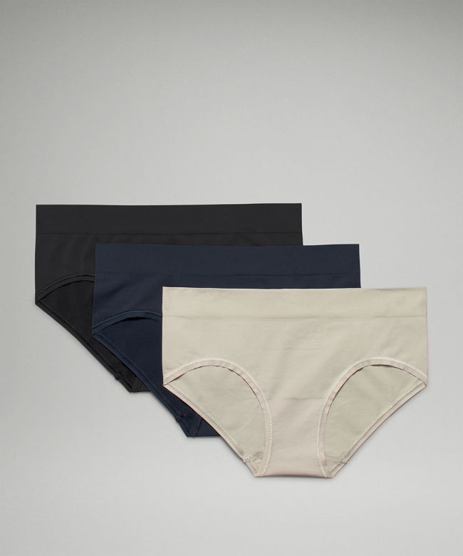 Seamless Mid-Rise Hipster 3 Pack