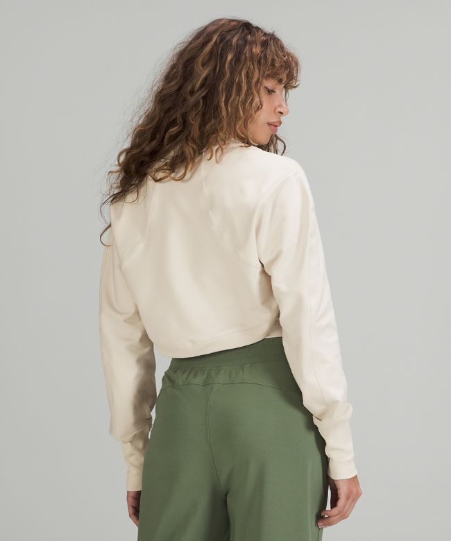 LA Cropped Long Sleeve Shrug