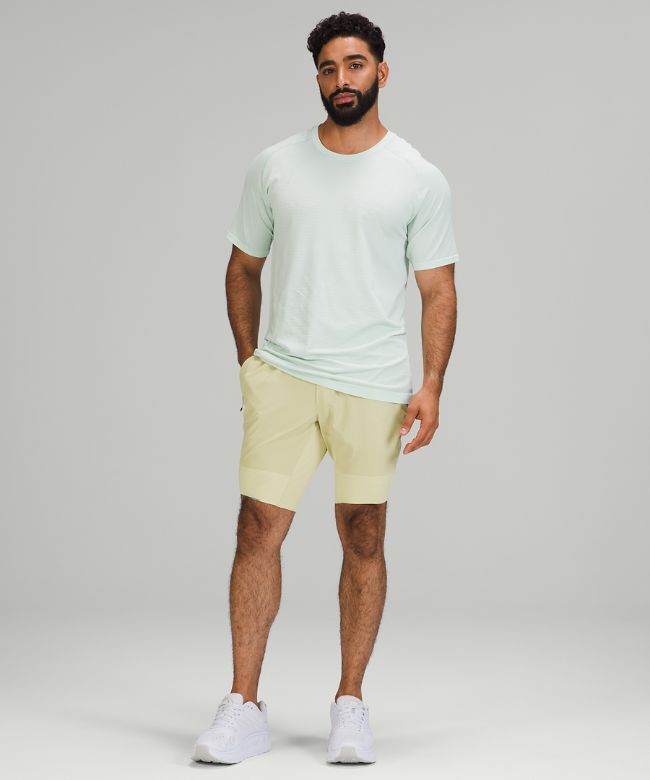 Surge Hybrid Short 9 Online Only