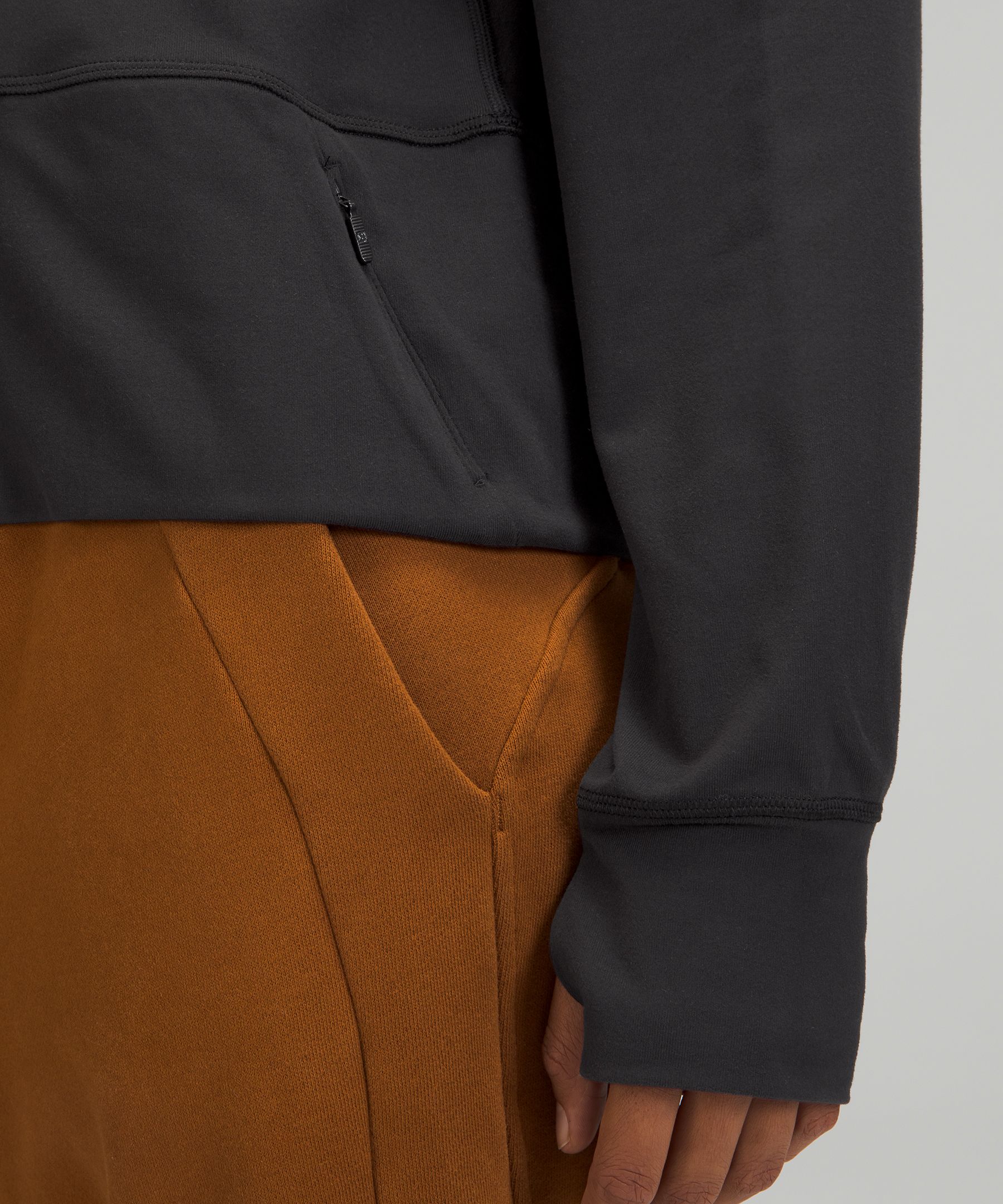 Ready to Rulu Pullover