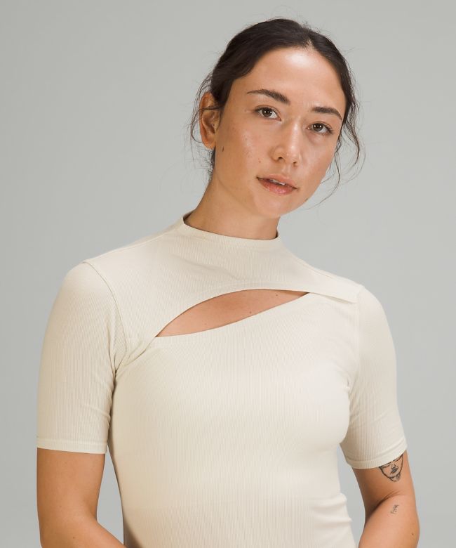 LA Tight-to-Body Keyhole T-Shirt