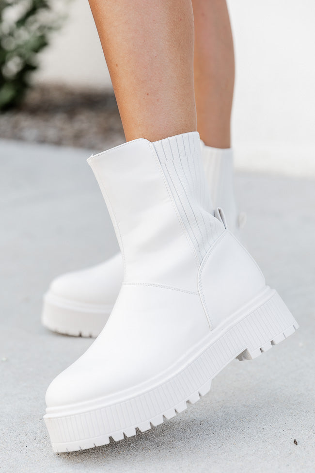 Sheila Off White Chunky Ankle Bootie