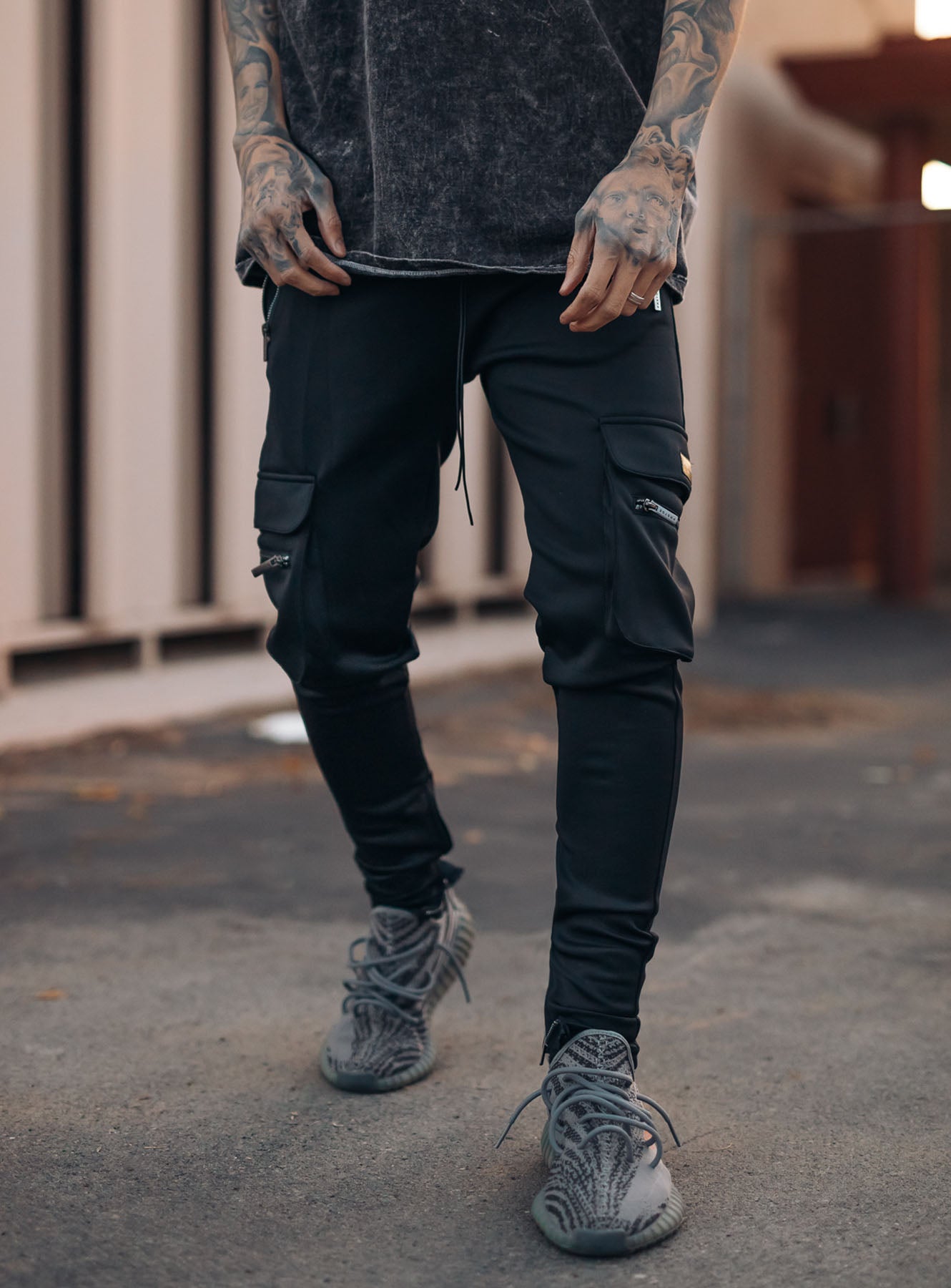 Utility Cargo Track Pants V8 in Black