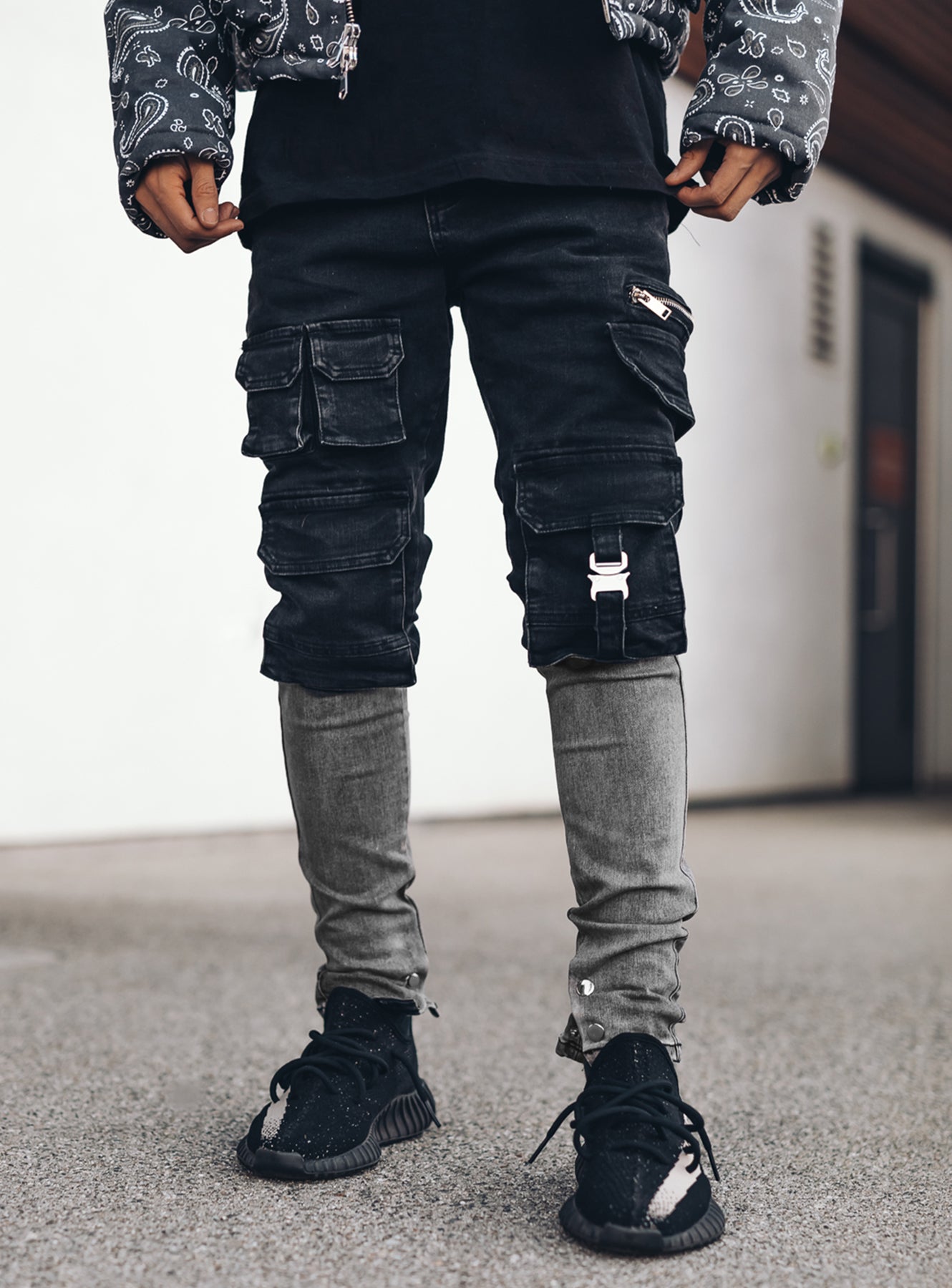 Cargo Jeans V1 in Black Snowfade
