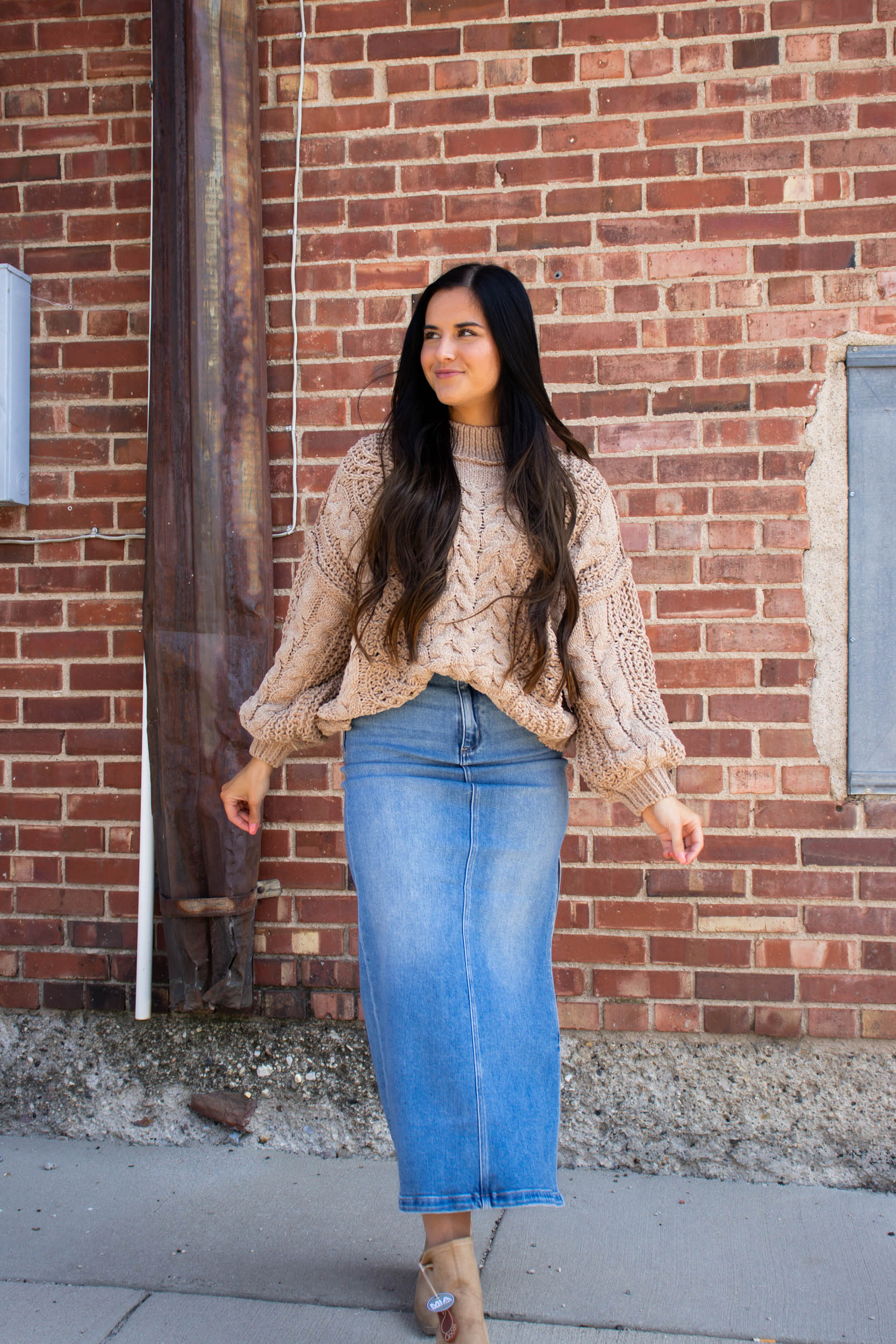 Peyton Side Slit Midi Skirt | Medium Light