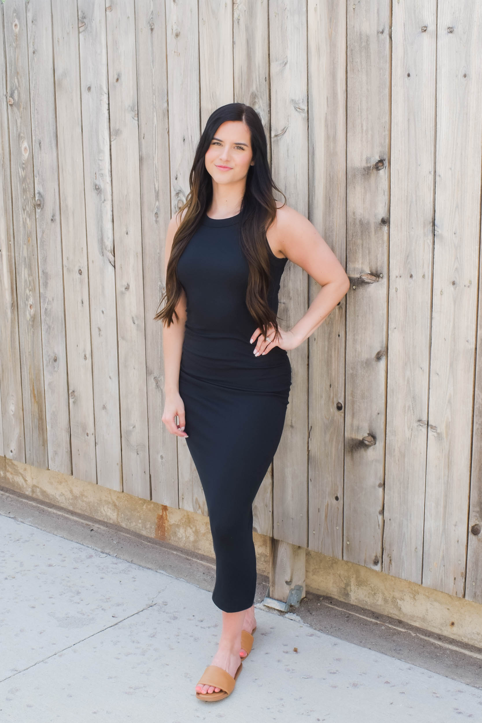 Erin Basic Ruched Midi Dress | Black