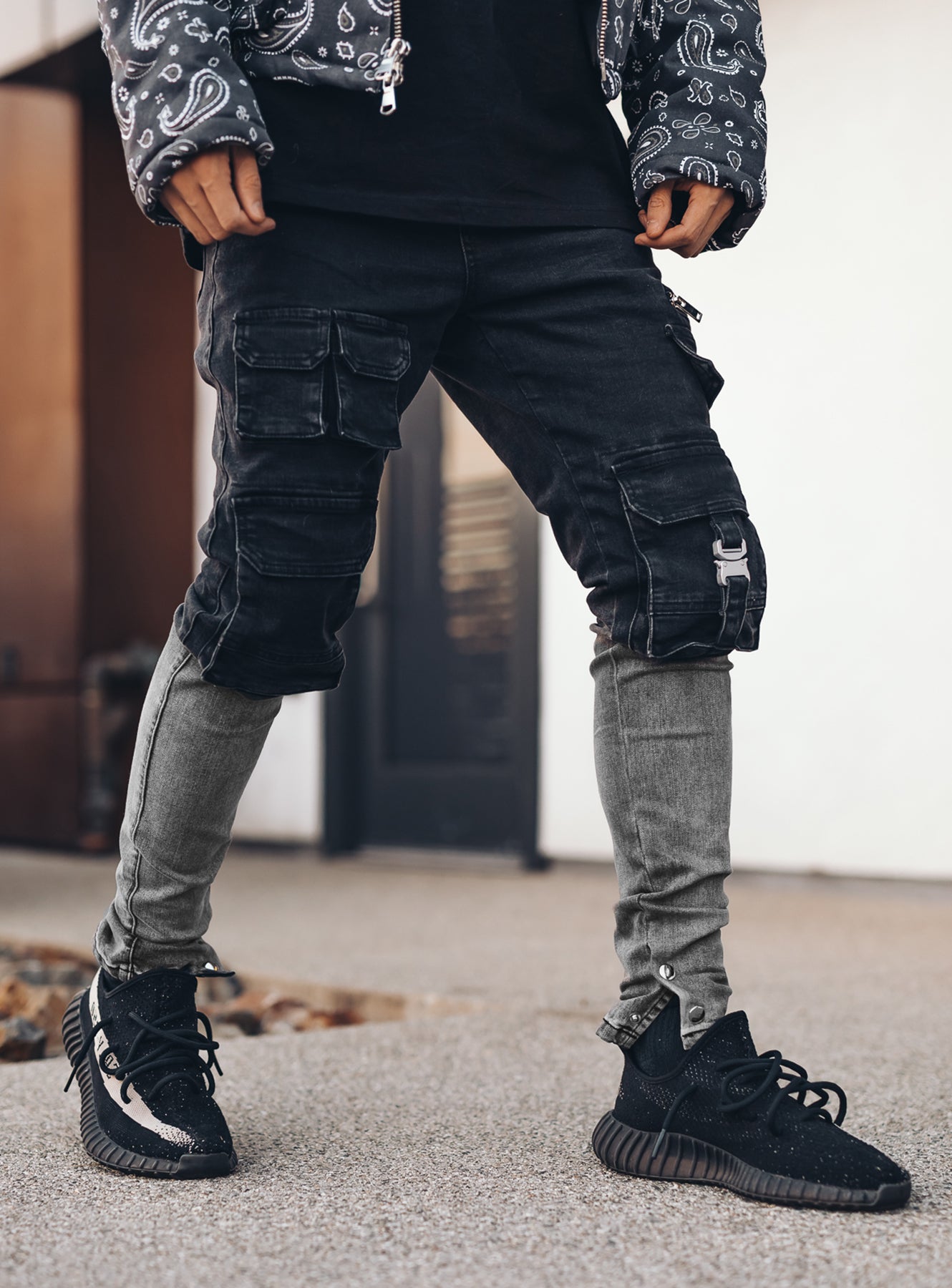 Cargo Jeans V1 in Black Snowfade