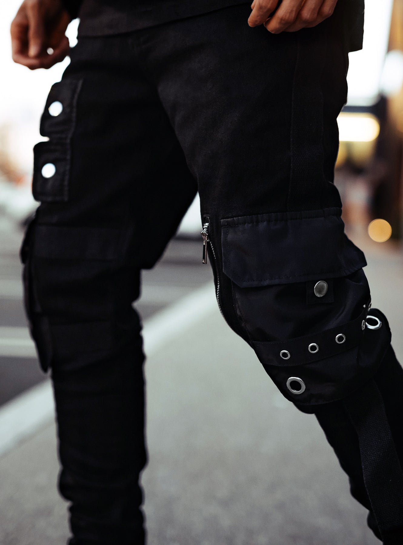 Cargo Jeans V2 in Black
