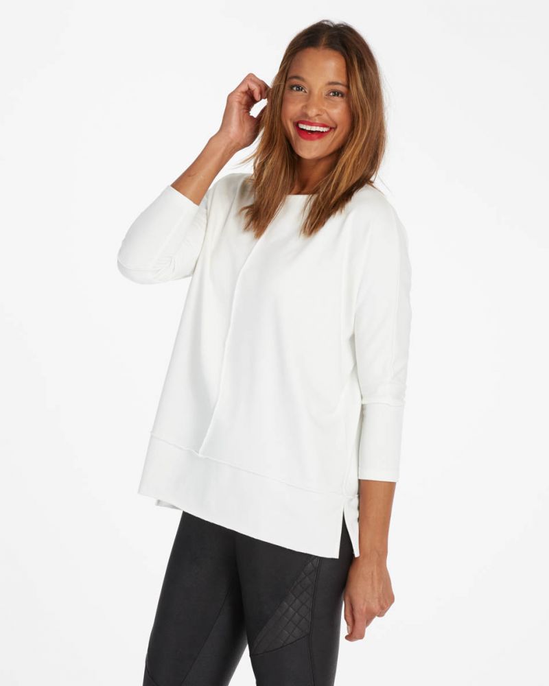 Perfect Length Top. Dolman 3/4 Sleeve Powder